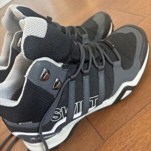 Gortex Adidas Terrex hiking boots